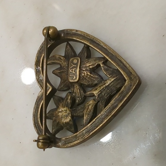 Bejeweled authentic vintage Jay Strongwater Flower Pin - Picture 2 of 2
